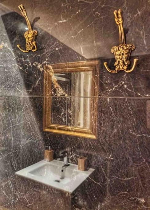 Royal Blue Grand Suite No 4 Piraeus Port Bagian luar foto