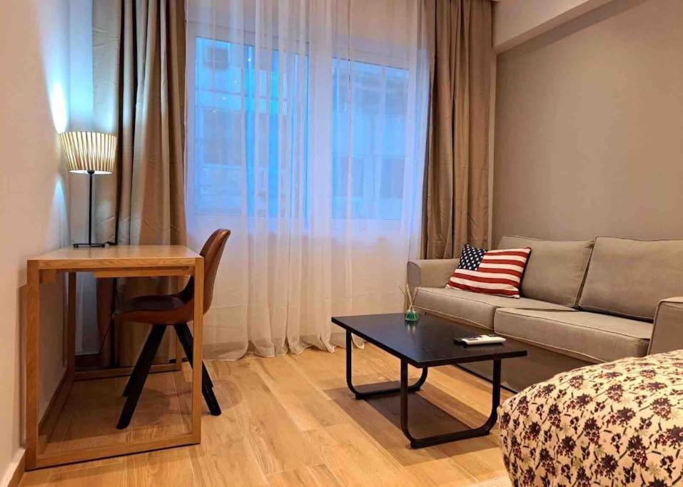 Royal Blue Grand Suite No 4 Piraeus Port Bagian luar foto